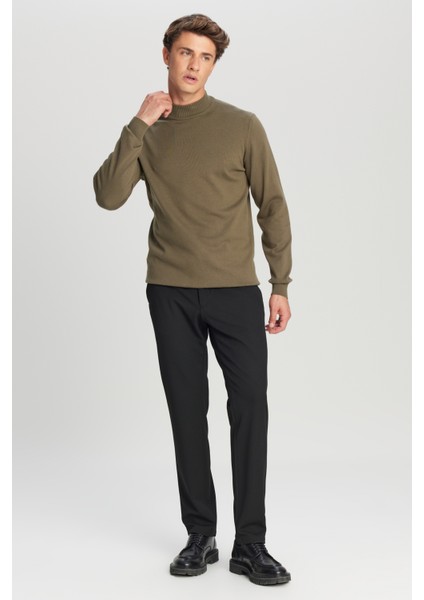 Pamuklu Standart Fit Normal Kesim Yarım Balıkçı Yaka Triko Kazak fiyatları