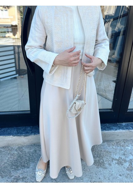 Nakış Işlemeli Keten Ceket Krem fiyatları