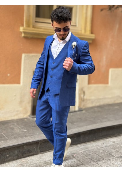 Slim Fit Yelekli Takım Elbise modelleri