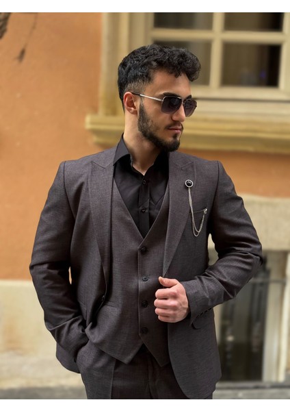 Slim Fit Yelekli Takım Elbise