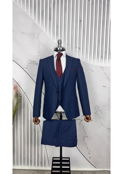 Slim Fit Yelekli Takım Elbise