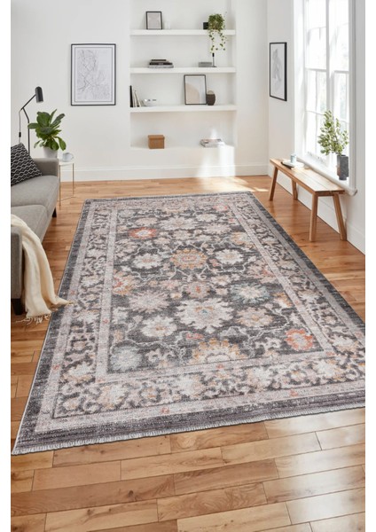 Retrova Halı Koleksiyonu | Vintage Eskitme Desenli, 6 mm Ince Form, Tozumaz ve Kolay Temizlik modelleri