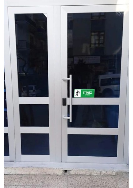Itiniz Çekiniz Kapı Uyarı Etiketi Sticker (9X21 Cm) fiyatları