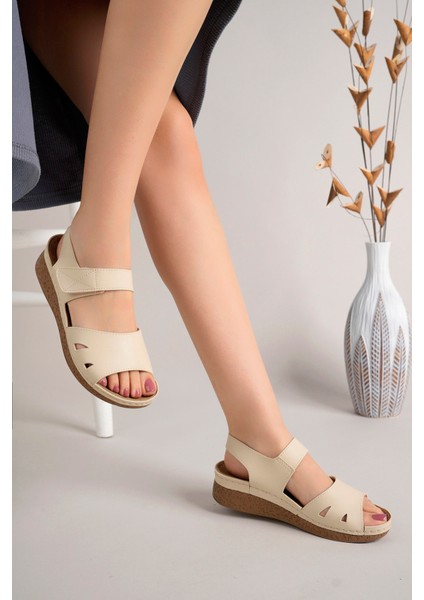 Gloria Anatomik Ortopedik Bantlı Günlük Kadın Sandalet