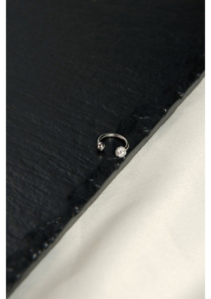 Biri Ucu Düz Bir Ucu Disko Topu Model Taşlı Hem Tragus Hem Kıkırdak Piercing fiyatları