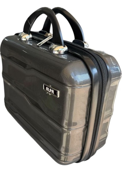 Gri Silikon Makyaj ve Tıraş Çantası, Şık ve Kullanışlı Tasarım fiyatları