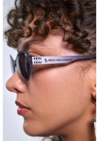 Strata Anthracite Black Güneş Gözlüğü modelleri