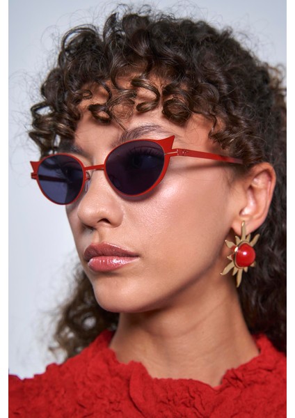 Vega Red Black Güneş Gözlüğü fırsatları