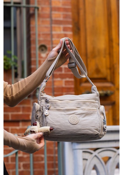 Kadın Suya Dayanıklı Paraşüt Kumaş Çok Gözlü Ayarlanabilir Çapraz Askılı Omuz Çantası Kum