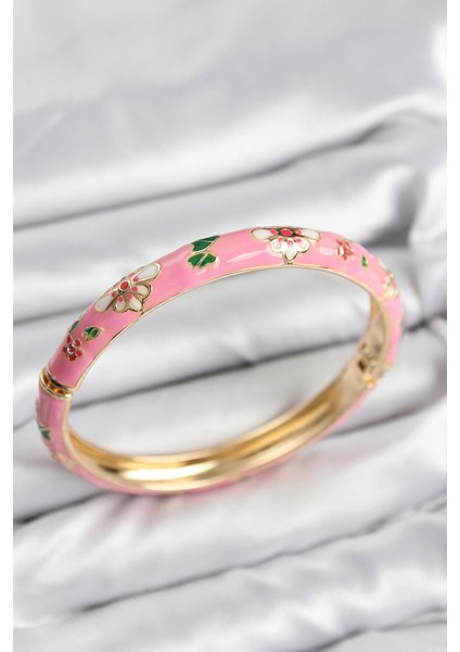 Mineli Pirinç Pembe Çiçek Motifli Gold Kadın Kelepçe - Lisinya