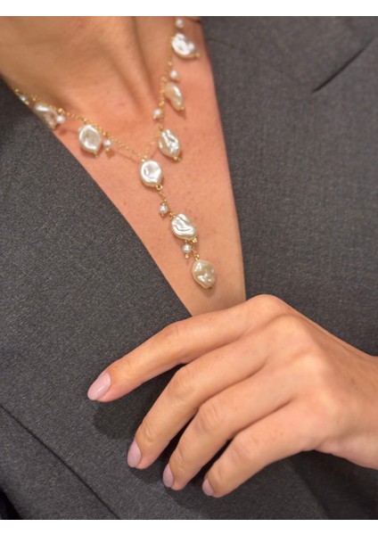 Çelik Zincirli Akrilik Inci Kolye