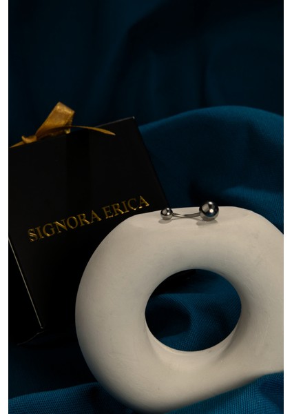 Iki Ucu Toplu Göbek Piercingi