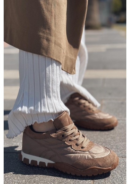 Romine Paraşüt Kumaş Bej Kadın Spor Ayakkabı