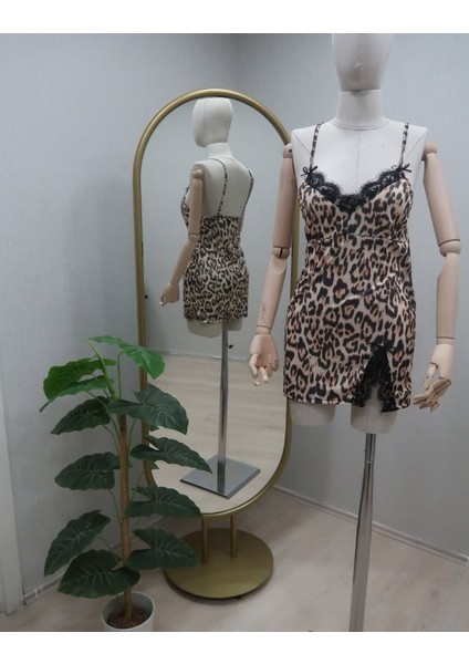 Battal Leopar Kadın Gecelik