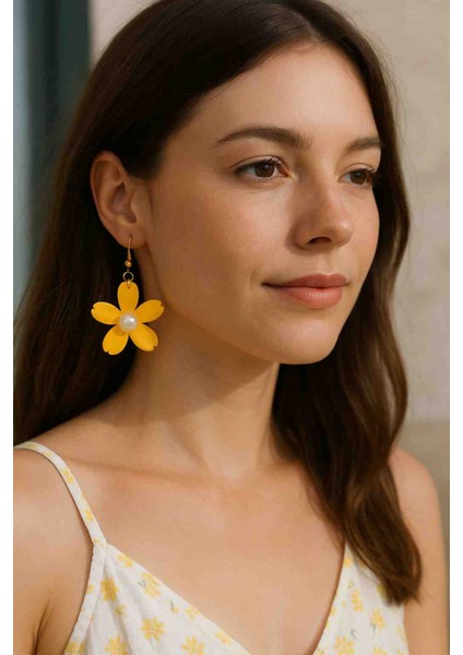 Yellow Daisy El Yapımı Incili Tasarım Sarı Papatya Küpe