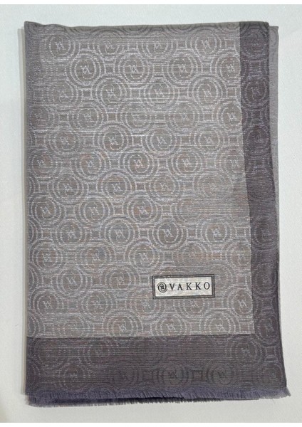 Pamuk Ipek Şeritli Monogram Şal 41728-GRI