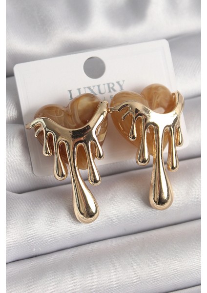 Pirinç Gold Renk Krem Sedefli Akan Kalp Model Kadın Küpe - TJ-BKP9895