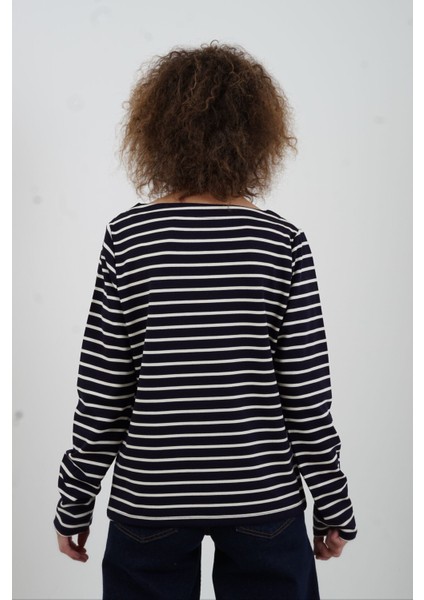 Lacivert Beyaz Çizgili Kayık Yaka Bluz fırsatları