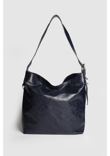 Lagraccio Paris Kadın Higgs Büyük Boy Kırışık Rugan Omuz Çantası Lacivert fiyatları