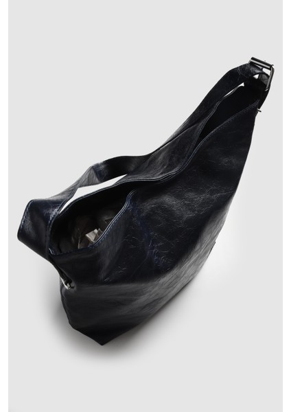 Lagraccio Paris Kadın Higgs Büyük Boy Kırışık Rugan Omuz Çantası Lacivert fırsatları