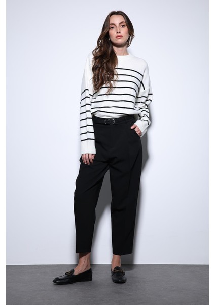 Taş Çizgili Triko Kazak