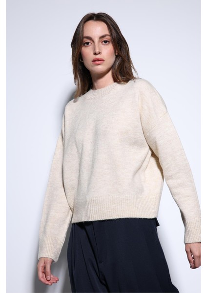 Taş Yün Karışımlı Kadın Kazak modelleri