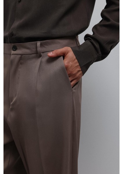 Vizon Relax Fit Pilili Erkek Pantolon fırsatları