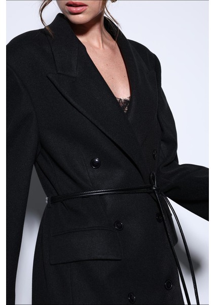 Siyah Kemerli Kruvaze Kadın Kaban indirimleri