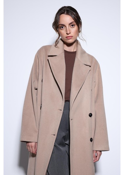 Bej Kruvaze Kadın Kaban modelleri