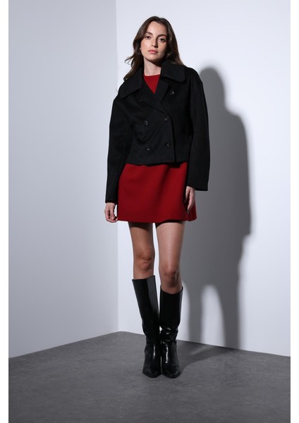 Siyah Kruvaze Kadın Kısa Kaban fırsatları