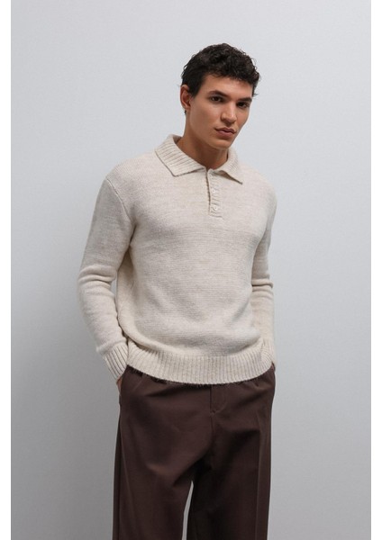 Taş Düğmeli Yaka Erkek Kazak fiyatları