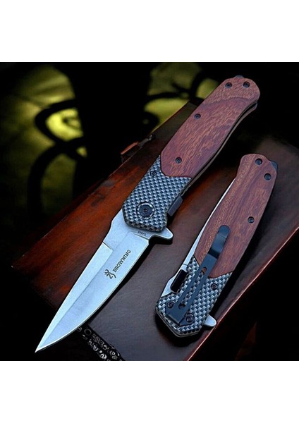 Kişiye Özel Katlanır Kamp ve Outdoor Çakısı – Ahşap Saplı, Karbon Fiber Detaylı