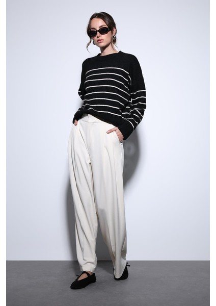 Siyah Çizgili Triko Kazak fiyatları