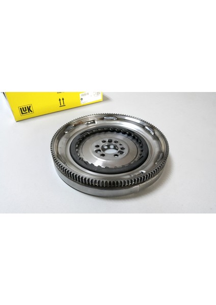 Skoda Scala 657 2019-2025 Dkrf 1.0 Tsi Volant Luk 415094709 fiyatları