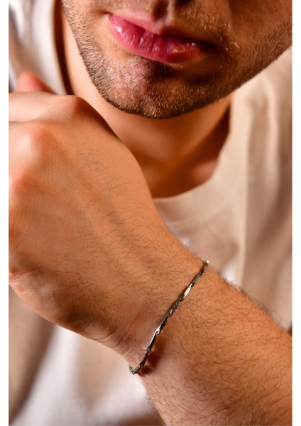 Kibrit Model Çizgi Detaylı Erkek Çelik Zincir Bileklik 2 mm