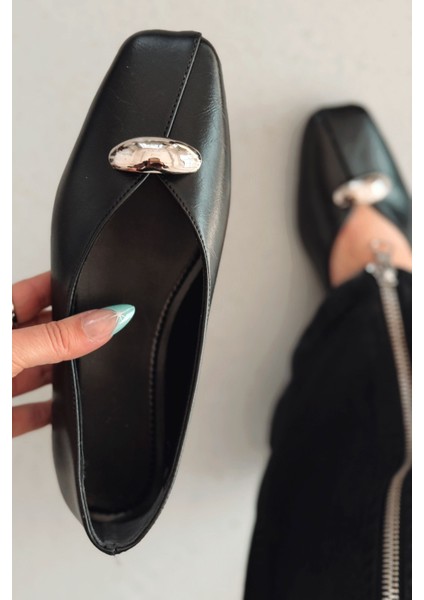 Tormel Kadın Babet Siyah Mat Deri fiyatları