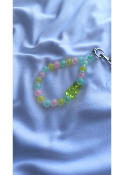 Pastel Boncuklu Ayıcık Charm – Tatlılık ve Tarz Bir Arada indirimleri