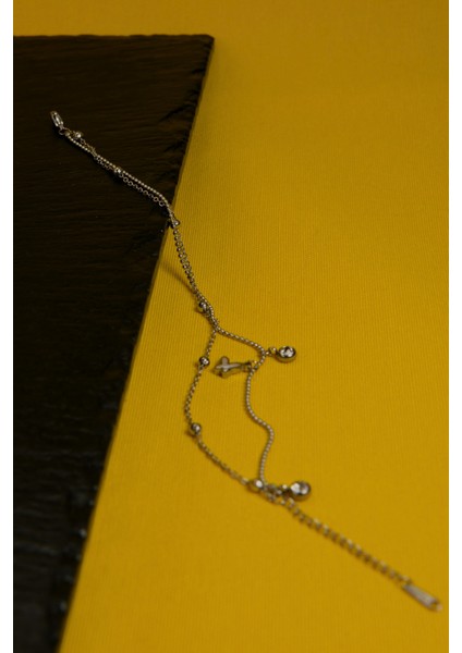 2 Zirkon Taşlı Dorikan Detaylı Kelebak Model Sallantılı Çiftli Kadın Çelik Bileklik fırsatları