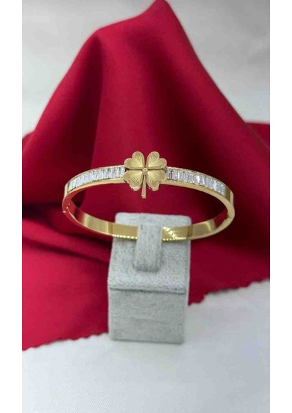 Gold Baget Taşlı Sıralı Yonca Çelik Kelepçe