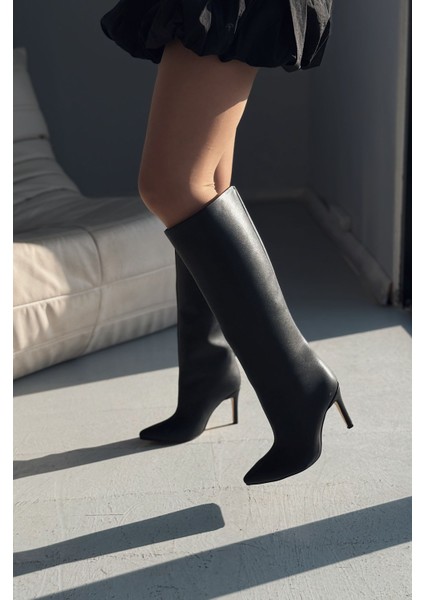 Oslanna Siyah Mat Deri Günlük Kadın Çizme modelleri