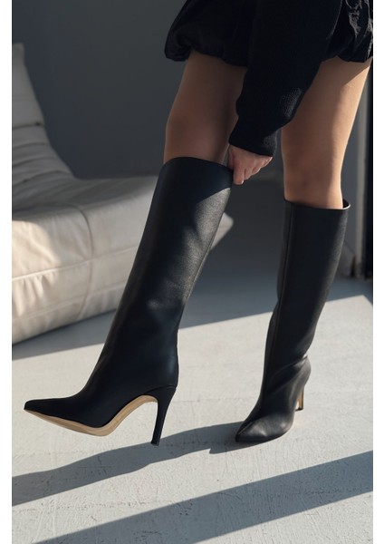 Oslanna Siyah Mat Deri Günlük Kadın Çizme indirimleri