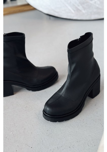 Tarion Streç Siyah Fermuarlı Günlük Kadın Bot indirimleri