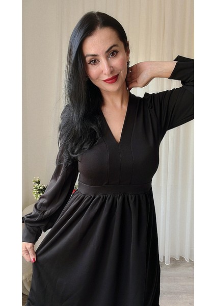 Kadın Uzun Kollu V Yaka Belden Hafif Pileli Scuba Krep Mini Boy Elbise fırsatları