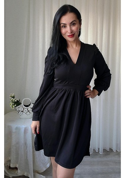 Kadın Uzun Kollu V Yaka Belden Hafif Pileli Scuba Krep Mini Boy Elbise