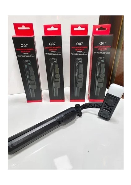 Universal Q07 6 Inç Halka Işık Taşınabilir Bluetooth Selfie Stick Tripod (5224)