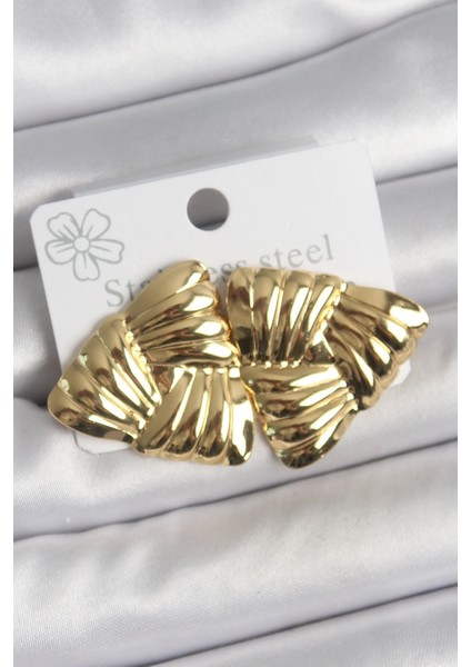 316 Çelik Gold Renk Işlemeli Üçgen Model Kadın Küpe - TJ-BKP10524
