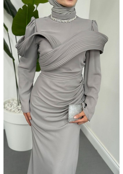 Lyra Pelerinli Balık Abiye Gri modelleri