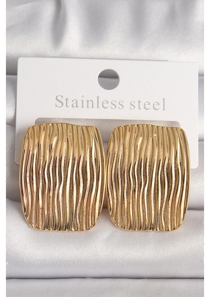 Pirinç Gold Renk Işlemeli Kare Plaka Model Kadın Küpe TG27BKP10253