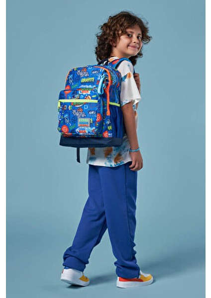 Kids Saks Grafiti Desenli Okul Sırt Çantası 14 Litre Kapasite ile Ergonomik Tasarım