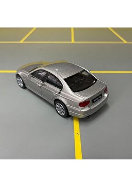 Bmw 330I 1/36 Ölçek Diecast Metal Model Araba Oyuncak Araba Çek Bırak Araba